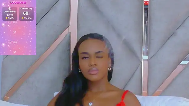 Sally-Noa's cam snapshot