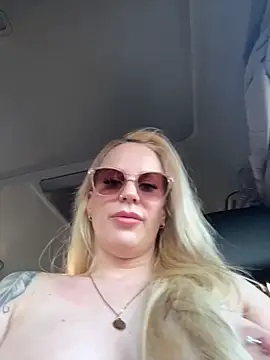 June695_'s cam snapshot