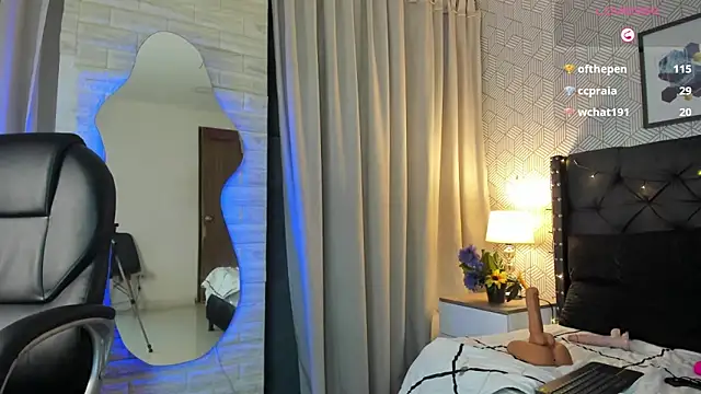 valentina__desire's cam snapshot