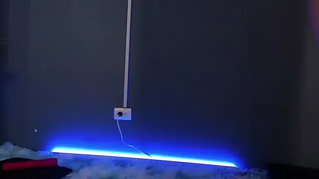 Susa1userma_'s cam snapshot