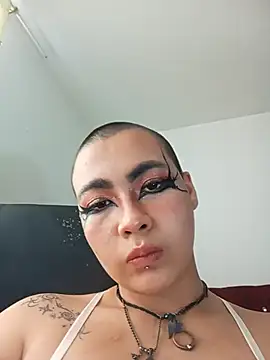 Cherry_vald live sex cam