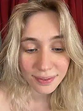 LovelyMiu live sex cam