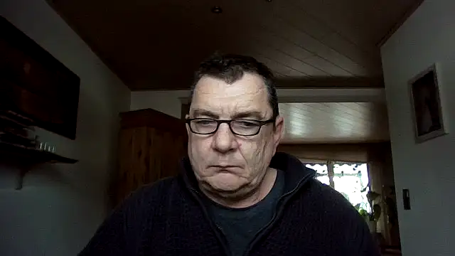 Nobbie444 live sex cam