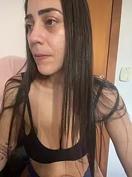 lucioliveira live sex cam