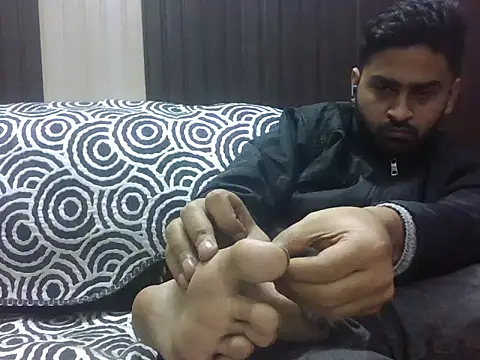 indihotguy live sex cam