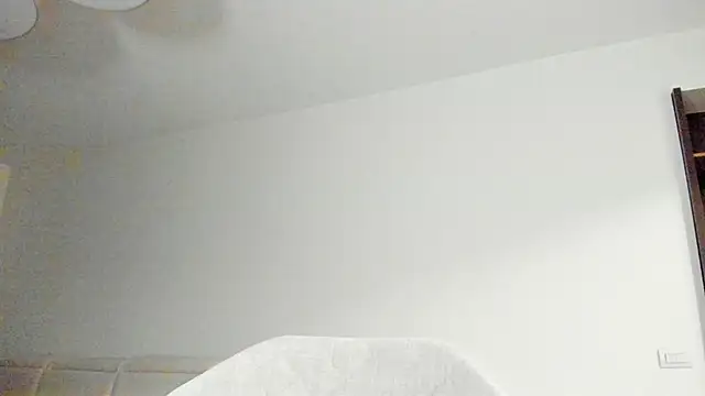 FameAndFlavour's cam snapshot