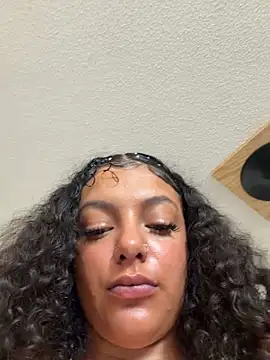 allybluee777's cam snapshot