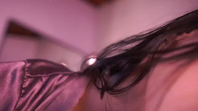 IzzyWild's cam snapshot