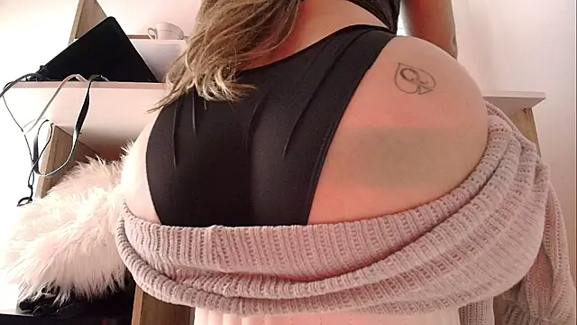 dulcepurnimaqos's cam snapshot