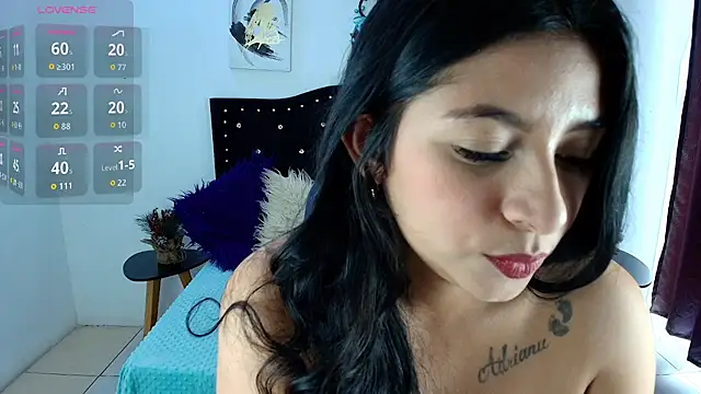 Ariana_F_W's cam snapshot