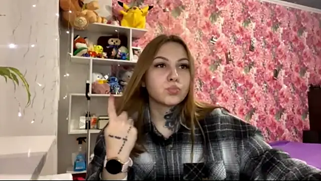 TraciBallena's cam snapshot