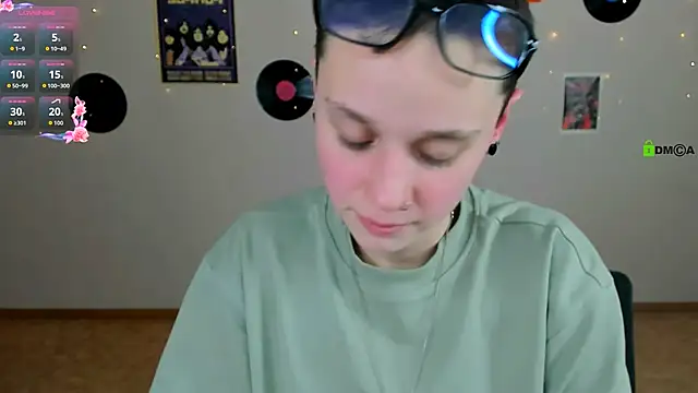 emi_fade's cam snapshot