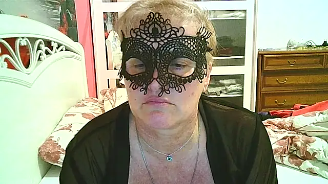 APEREGINA_'s cam snapshot