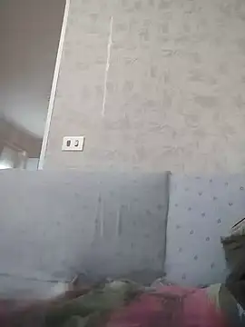 cazzoweb's cam snapshot