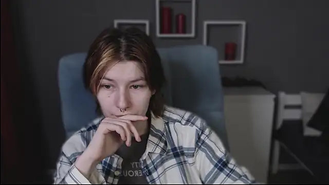 guitarandangell's cam snapshot