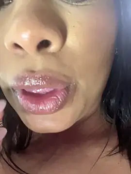 _caroline_jackson_'s cam snapshot