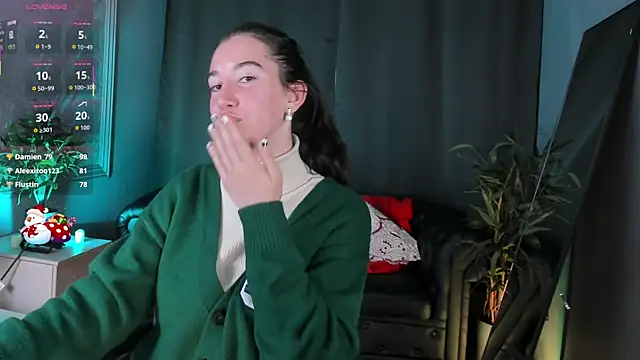 Belle_Via's cam snapshot