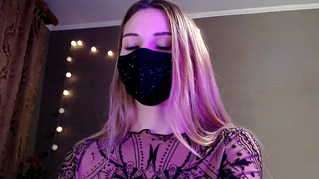 Iris_lave's cam snapshot