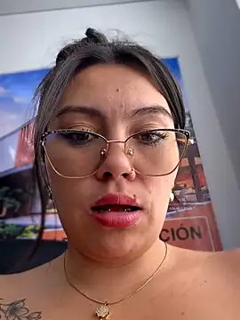 LIZ-06_'s cam snapshot