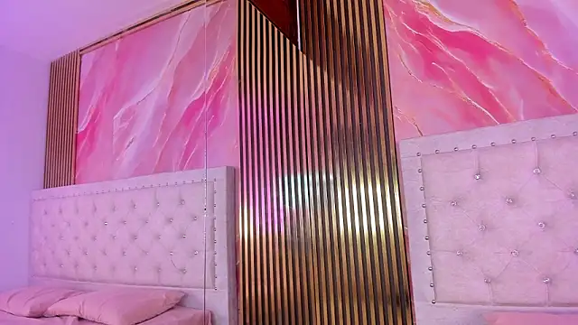 Lucy_boobss's cam snapshot