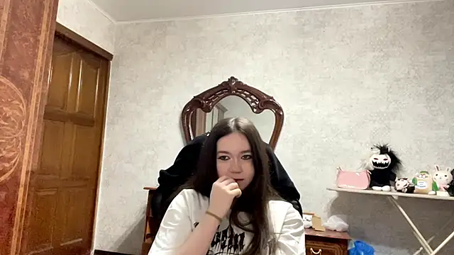 CrunchBerries's cam snapshot