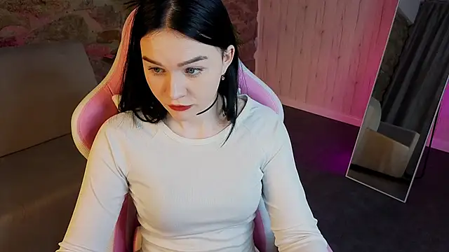 JadeCharm's cam snapshot