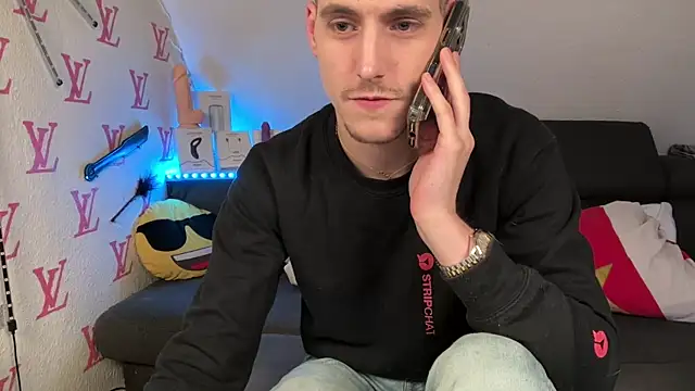 Cookieboy88 live sex cam