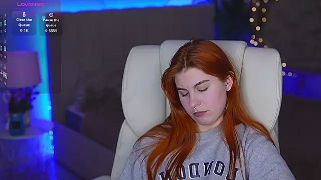 GingerPinky live sex cam