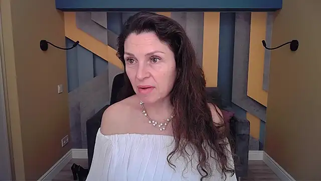 EllaLong's cam snapshot