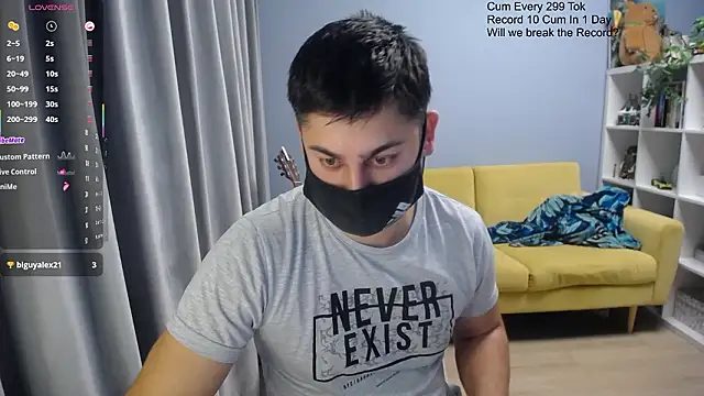 Tomguys live sex cam