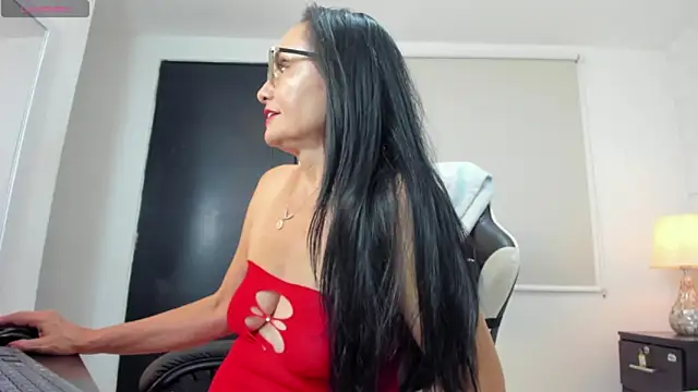 yulitza1025's cam snapshot