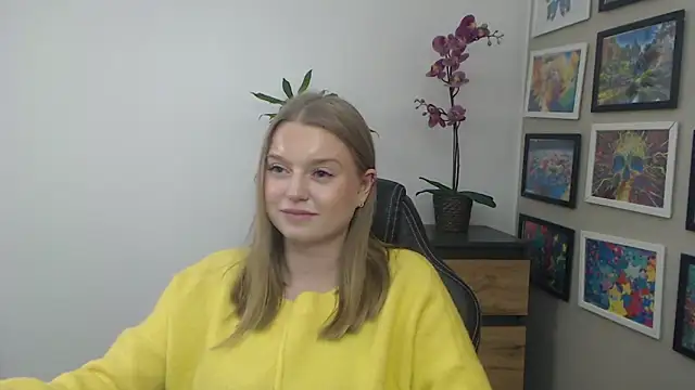 Mysteryerica's cam snapshot