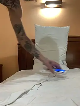 Albanian_Goat_WhiteHammer live sex cam