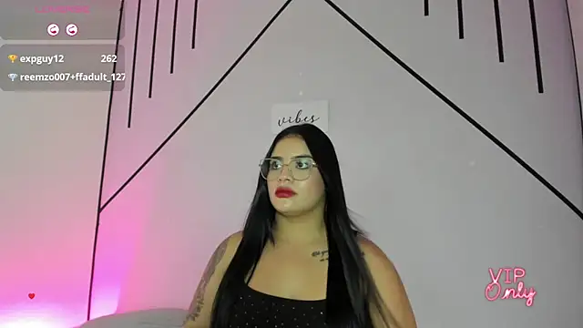 KeylaGomez_'s cam snapshot