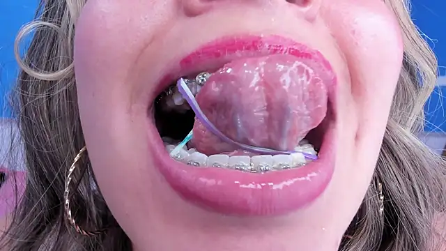 miss__evolet's cam snapshot