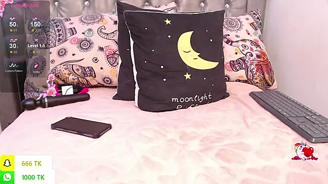 LAILAGUMMY's cam snapshot