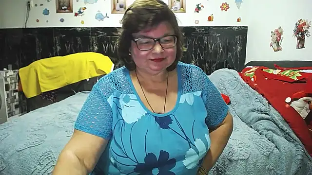 SweetMommaX's cam snapshot