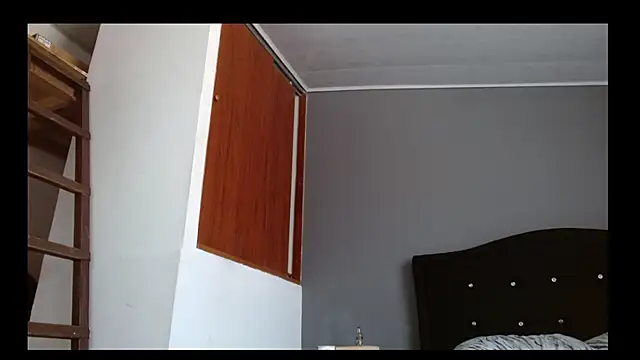 Emilia_1995's cam snapshot