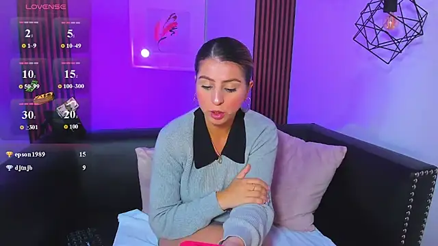 Nahiajhonson_'s cam snapshot