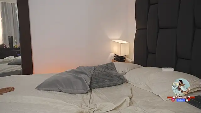 MelisaLopez_'s cam snapshot