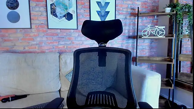 Emilly_Beaumont's cam snapshot