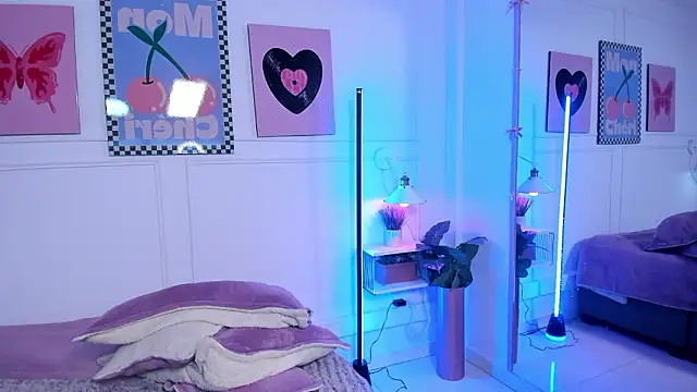 Zoe_Lynch_'s cam snapshot