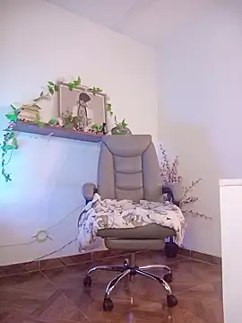 Chanelll_Taylorr_ live sex cam