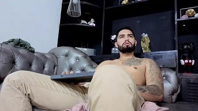 matteosantos live sex cam