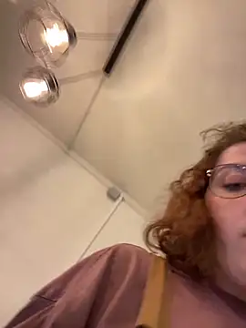 cinnabon_'s cam snapshot