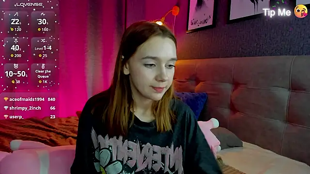 Lesi_Moonie01's cam snapshot