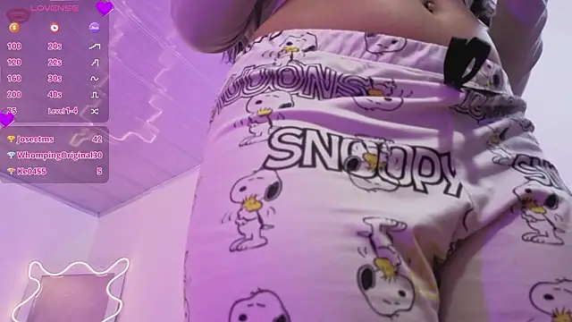 ZURY_TAY's cam snapshot