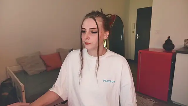 Celeste_Off's cam snapshot