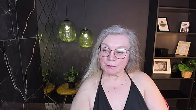 NataliMellow live sex cam