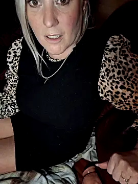 Bouncy-Bella28X's cam snapshot